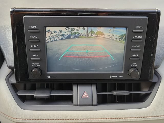 Used 2020 Toyota RAV4 XLE FWD image 17
