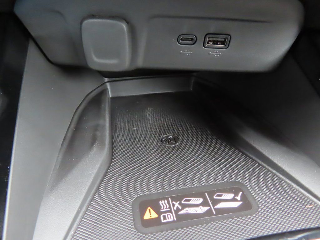 New 2026 Chevrolet Trax RS w/ Sunroof Package image 12