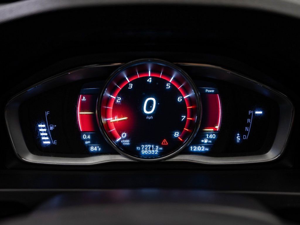 Used 2018 Volvo S60 T5 Cross Country Platinum image 29