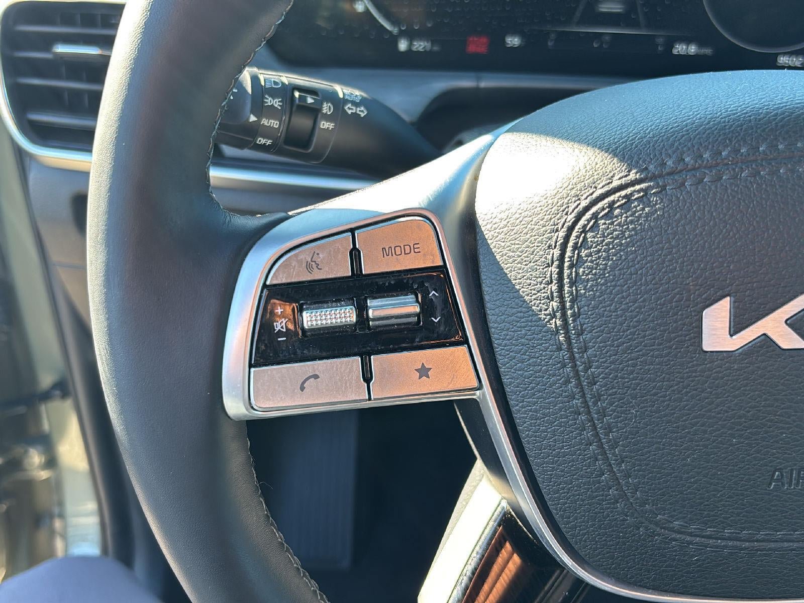 Certified 2025 Kia Telluride SX Prestige X-Line AWD/4WD image 13