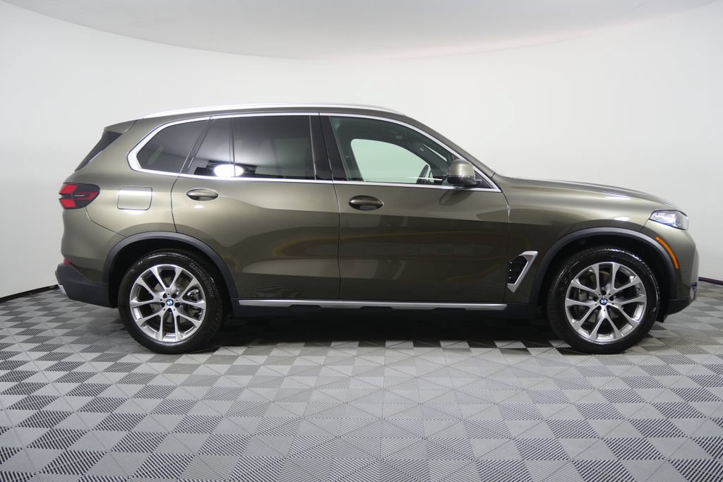 Certified 2026 BMW X5 xDrive40i AWD/4WD image 6
