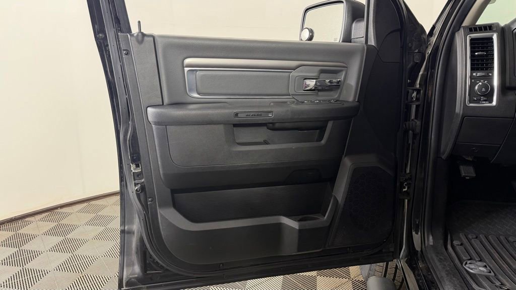 Used 2023 RAM 1500 Classic SLT w/ Electronics Convenience Group AWD/4WD image 11