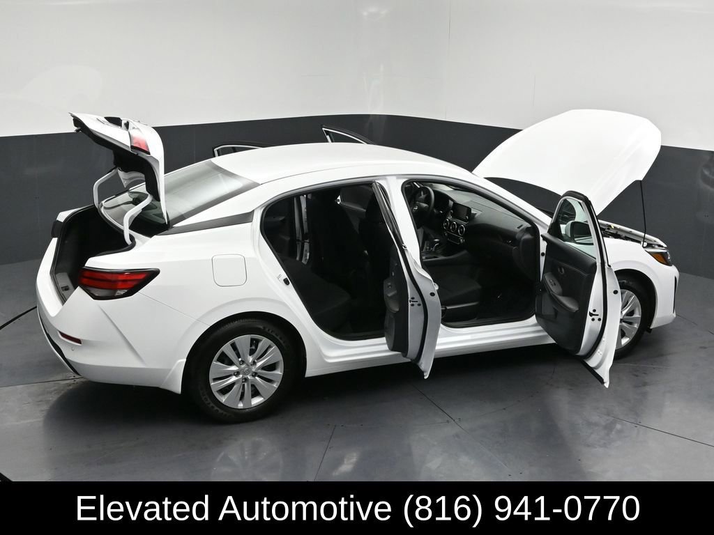 Used 2025 Nissan Sentra S image 29