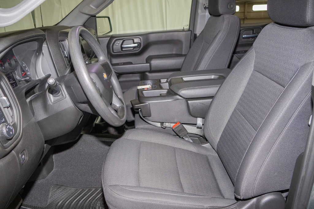Used 2025 Chevrolet Silverado 1500 Custom AWD/4WD image 11