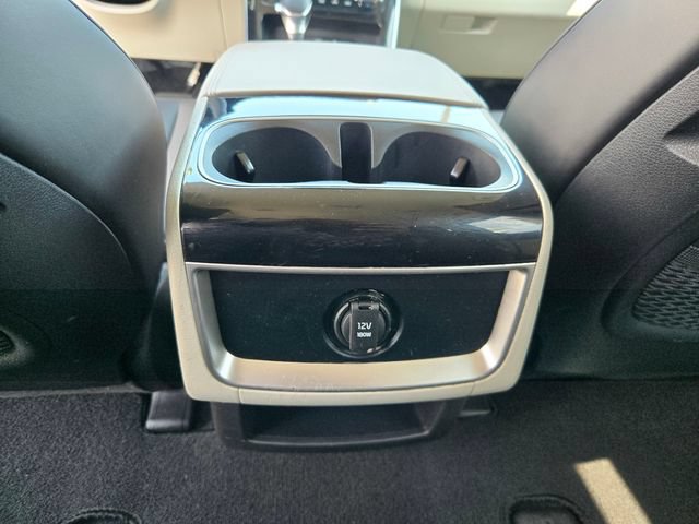 Used 2024 Kia Carnival EX FWD image 12