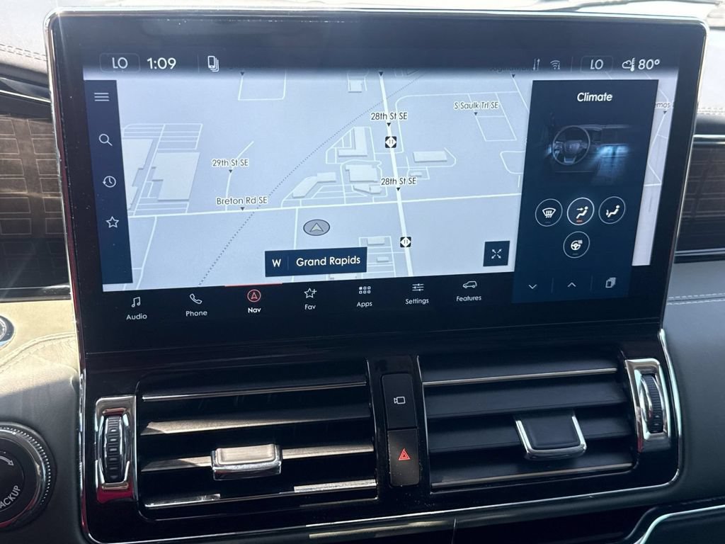 Certified 2022 Lincoln Navigator Black Label AWD/4WD image 25