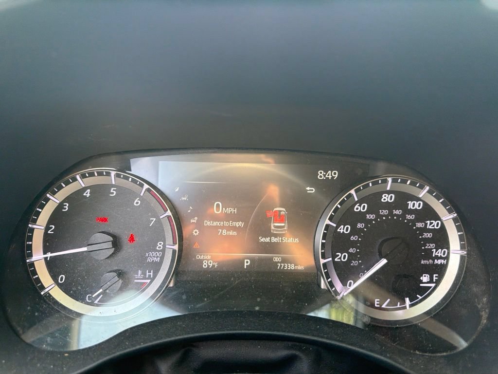 Used 2023 Toyota Highlander XSE FWD image 16