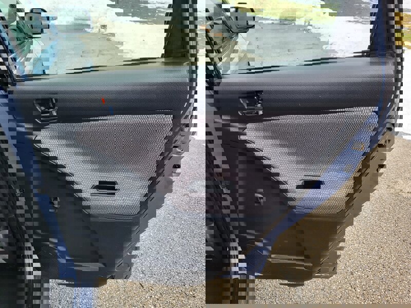 Used 2006 Toyota Matrix XR image 25