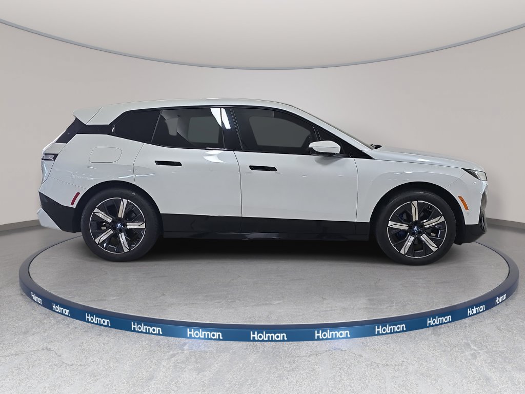 Certified 2024 BMW iX xDrive50 w/ Sport Package AWD/4WD image 6