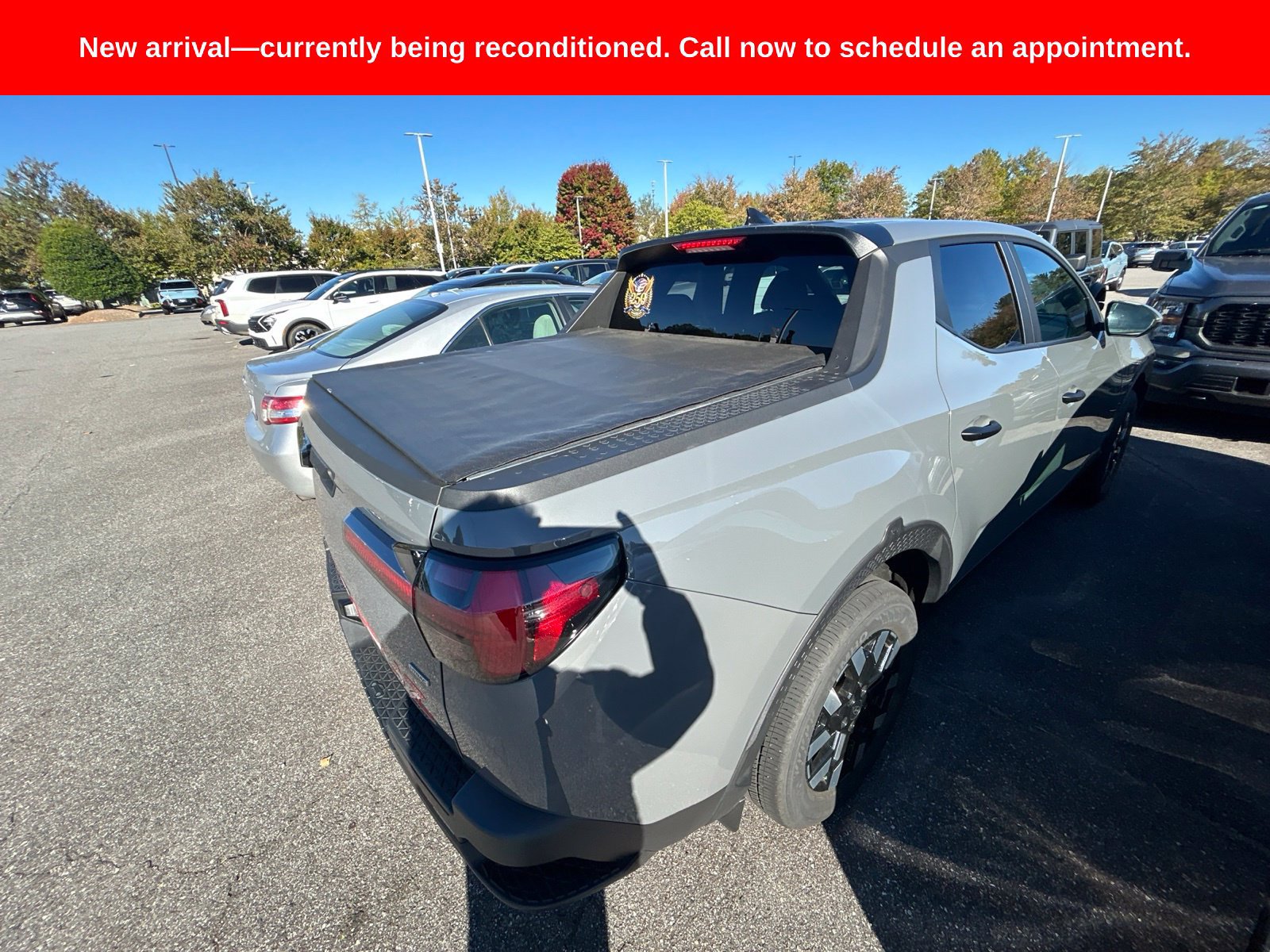 Used 2025 Hyundai Santa Cruz SE AWD/4WD image 12