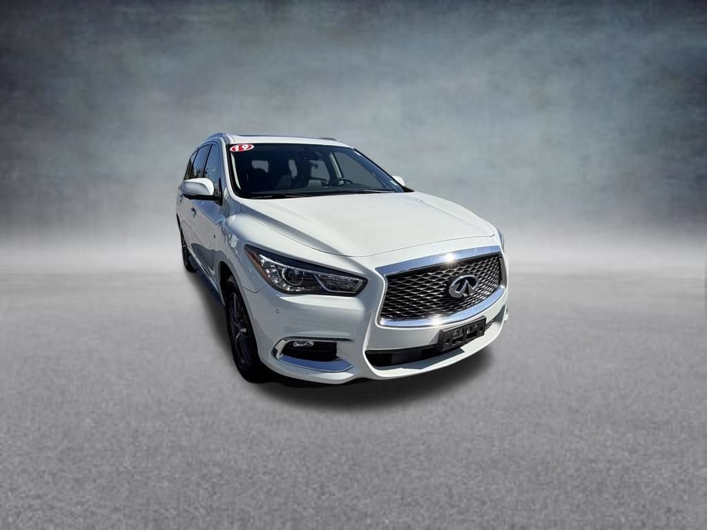 Used 2019 INFINITI QX60 Luxe w/ Essential Package AWD/4WD image 8