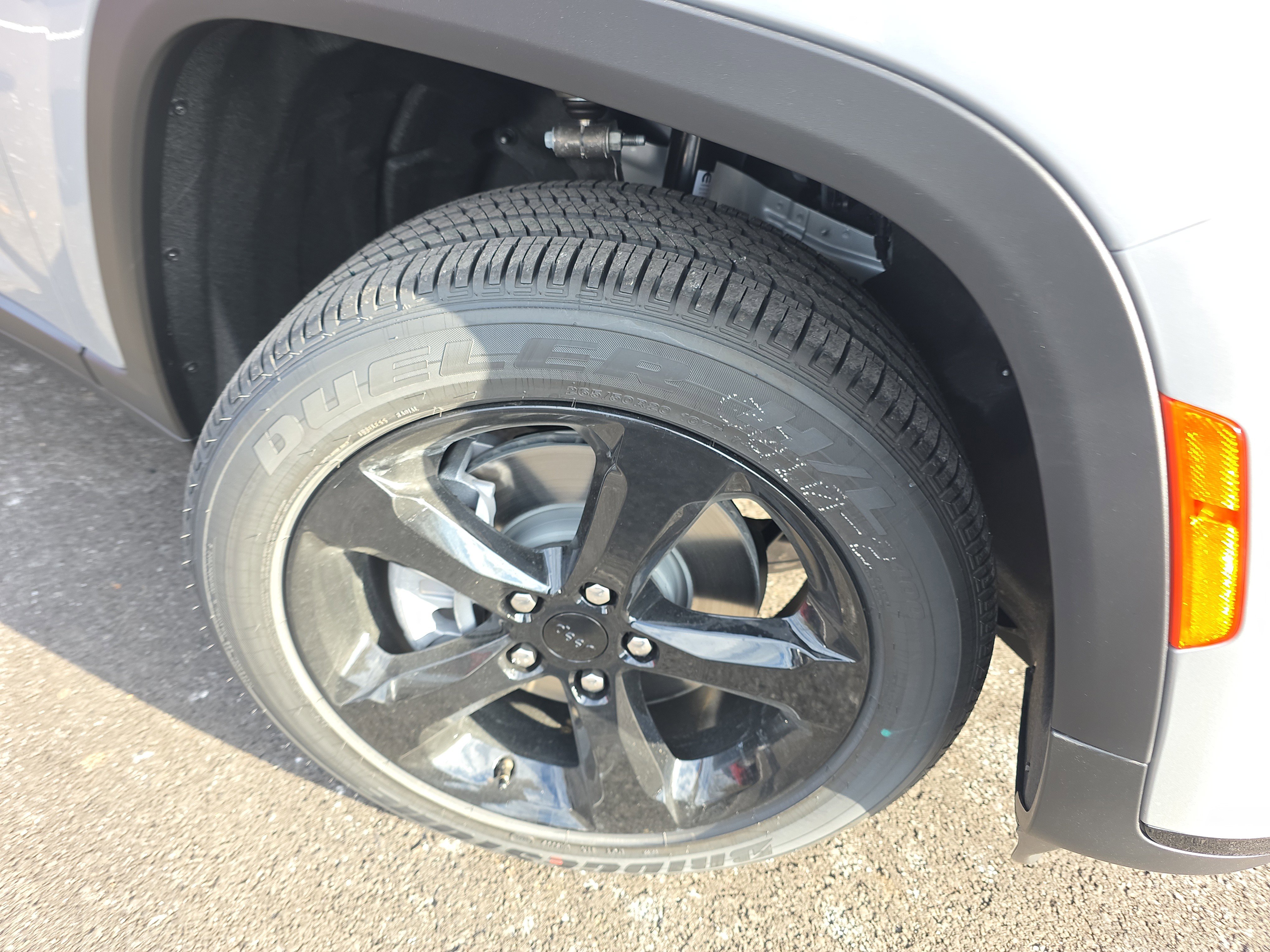 New 2025 Jeep Grand Cherokee L Altitude image 26