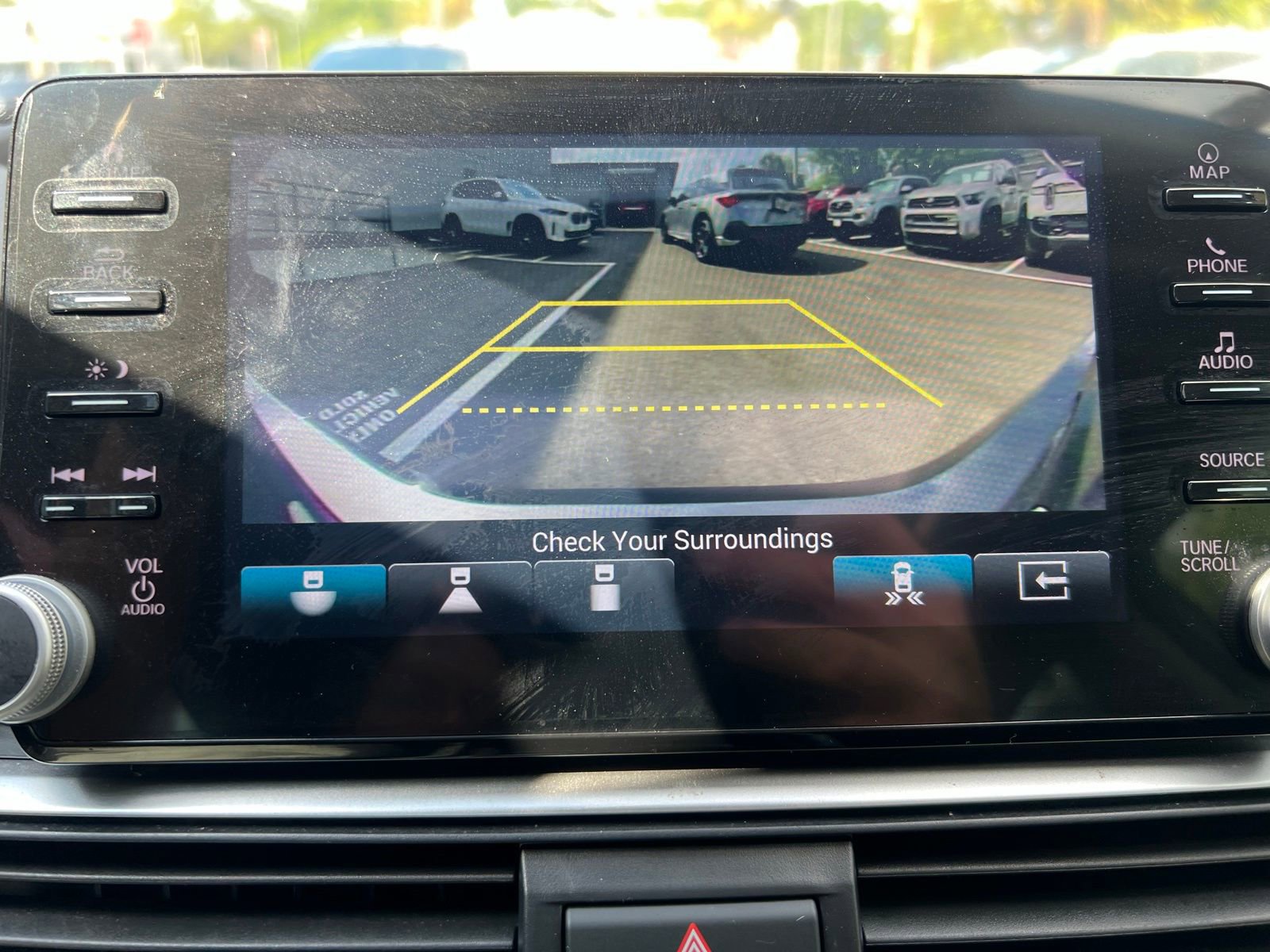 Used 2022 Honda Accord Touring image 35