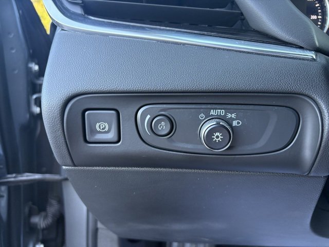 Used 2021 Buick Enclave Avenir w/ Avenir Technology Package image 34