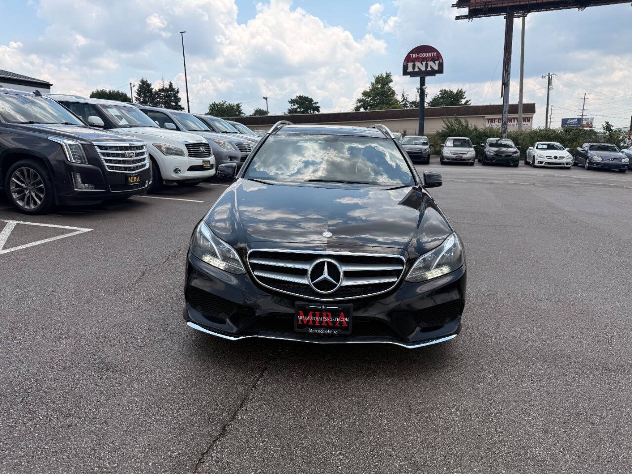 Used 2014 Mercedes-Benz E 350 4MATIC Wagon w/ Premium 1 Package image 3