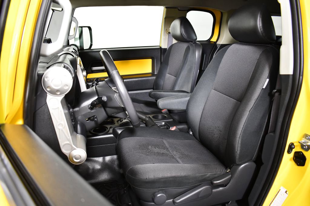 Used 2007 Toyota FJ Cruiser 4WD image 14