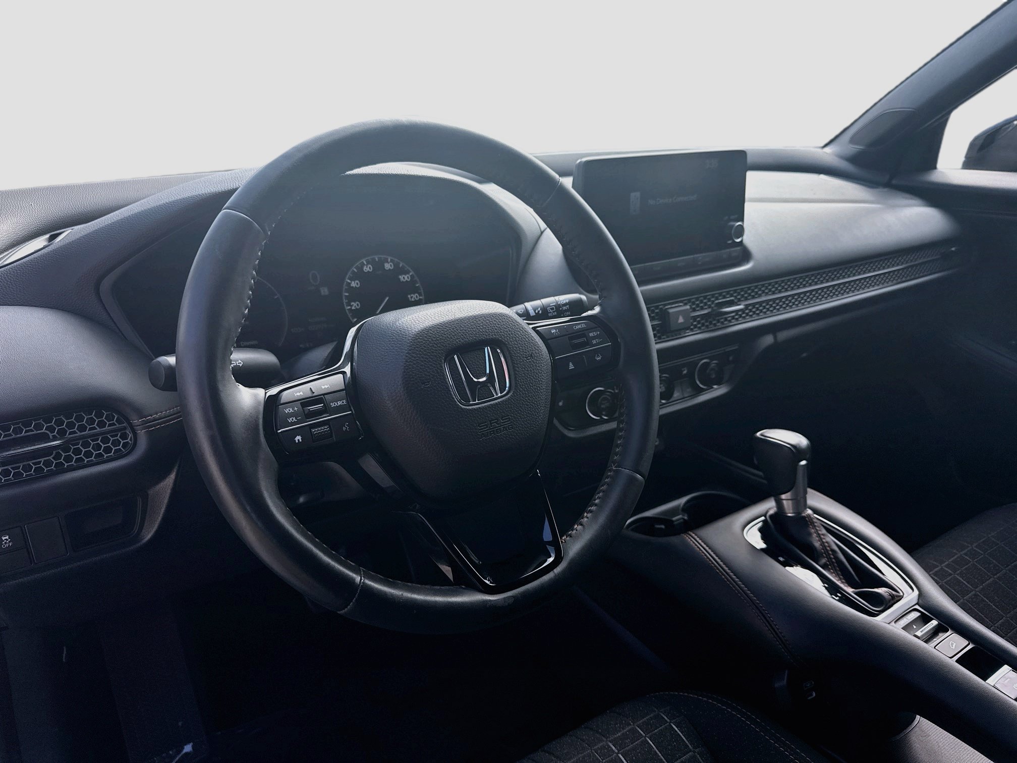 Used 2024 Honda HR-V Sport image 9