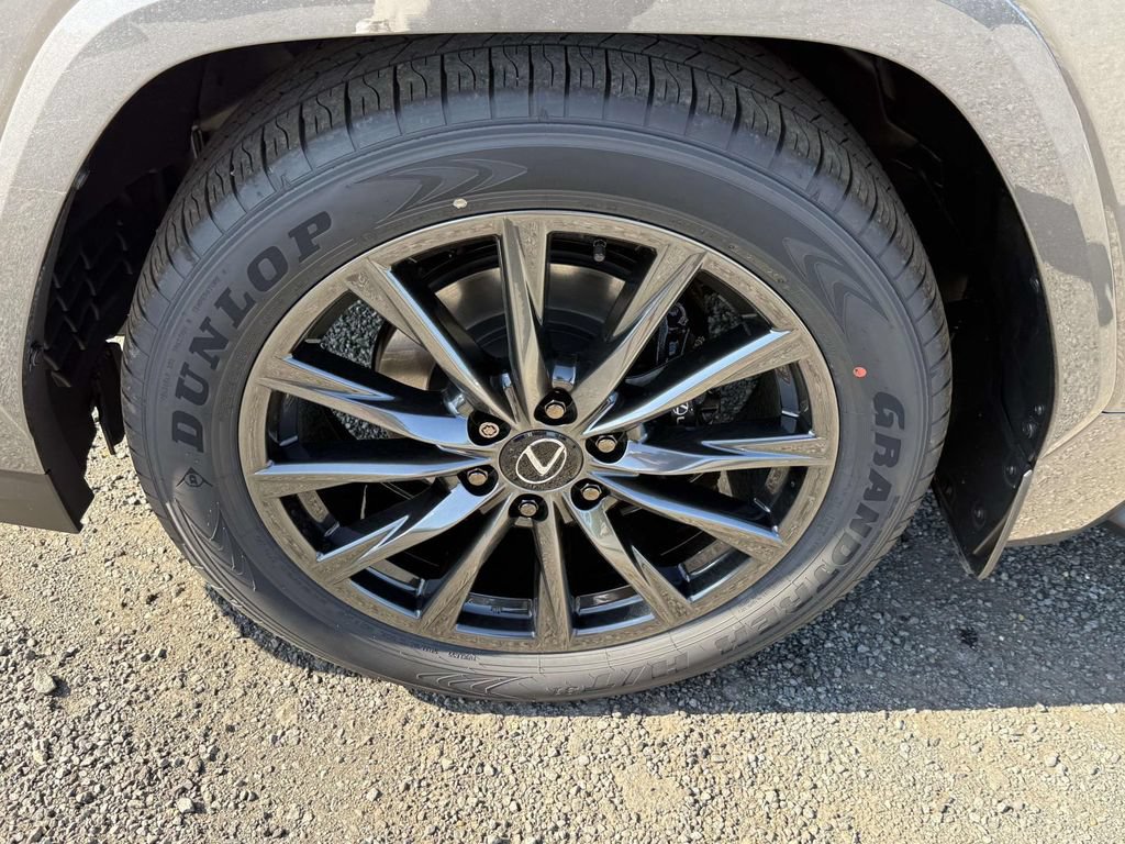 New 2026 Lexus LX 700h F Sport AWD/4WD image 7