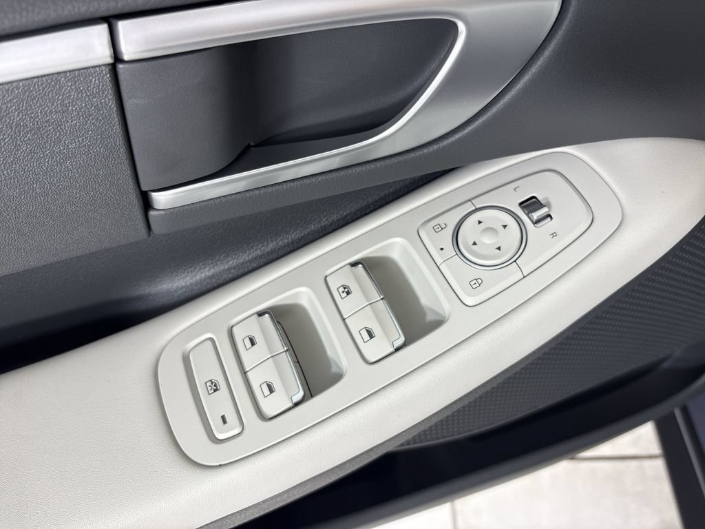 New 2026 Hyundai Sonata SE FWD image 15