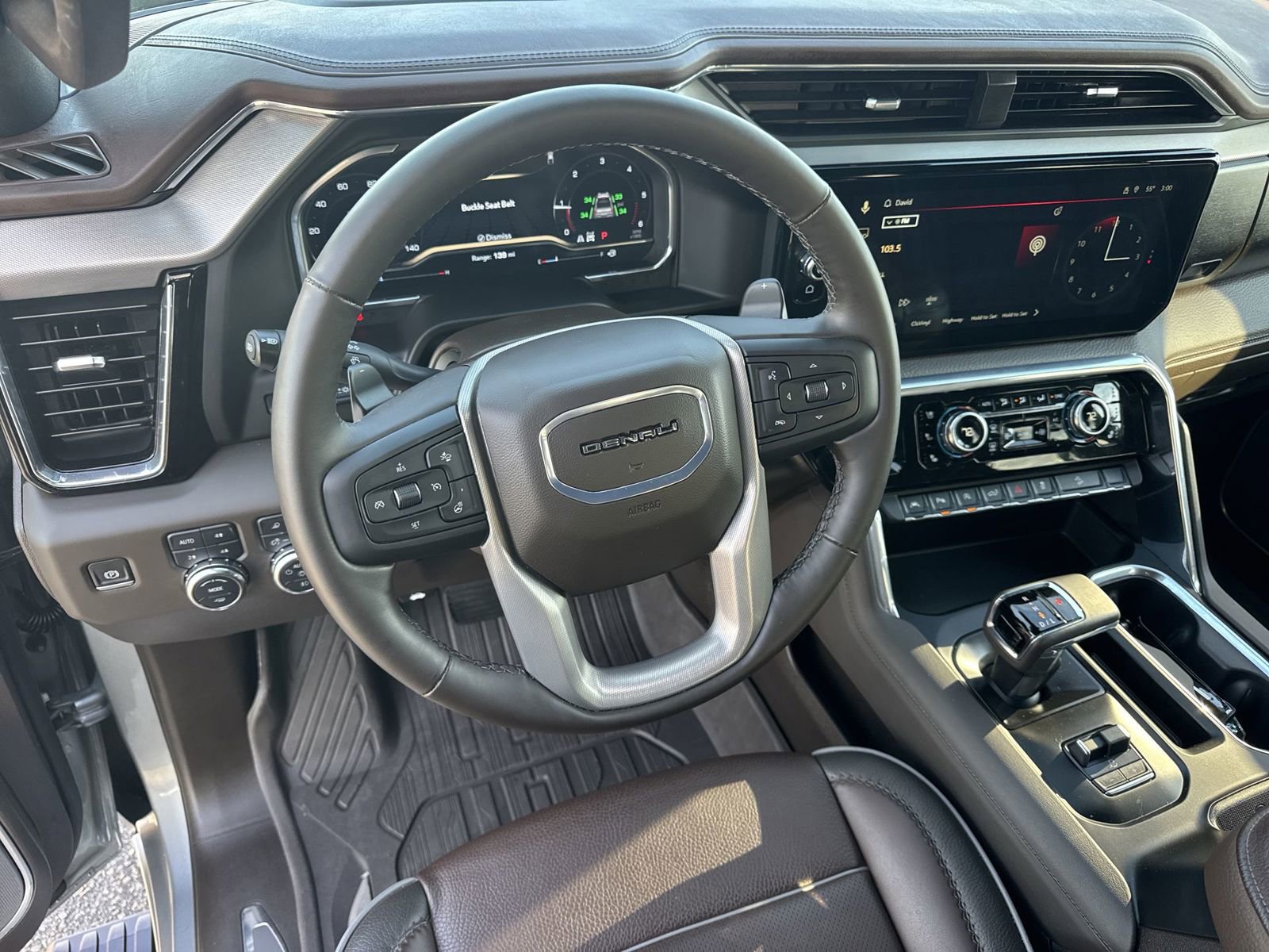 Used 2025 GMC Sierra 1500 Denali w/ Denali Reserve Package AWD/4WD image 18