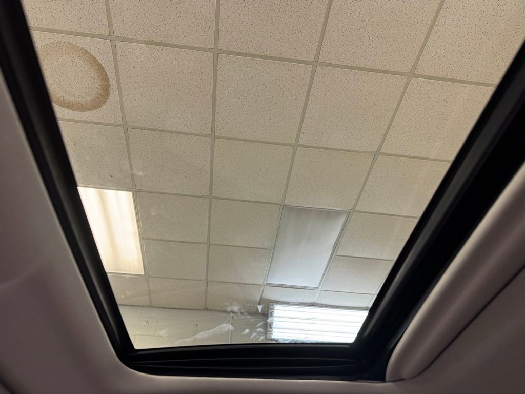 Used 2013 Lexus ES 350 w/ Premium Pkg image 44