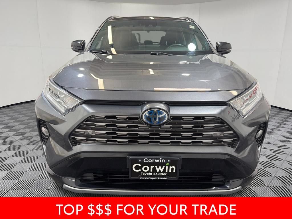 Used 2021 Toyota RAV4 XSE AWD/4WD image 2