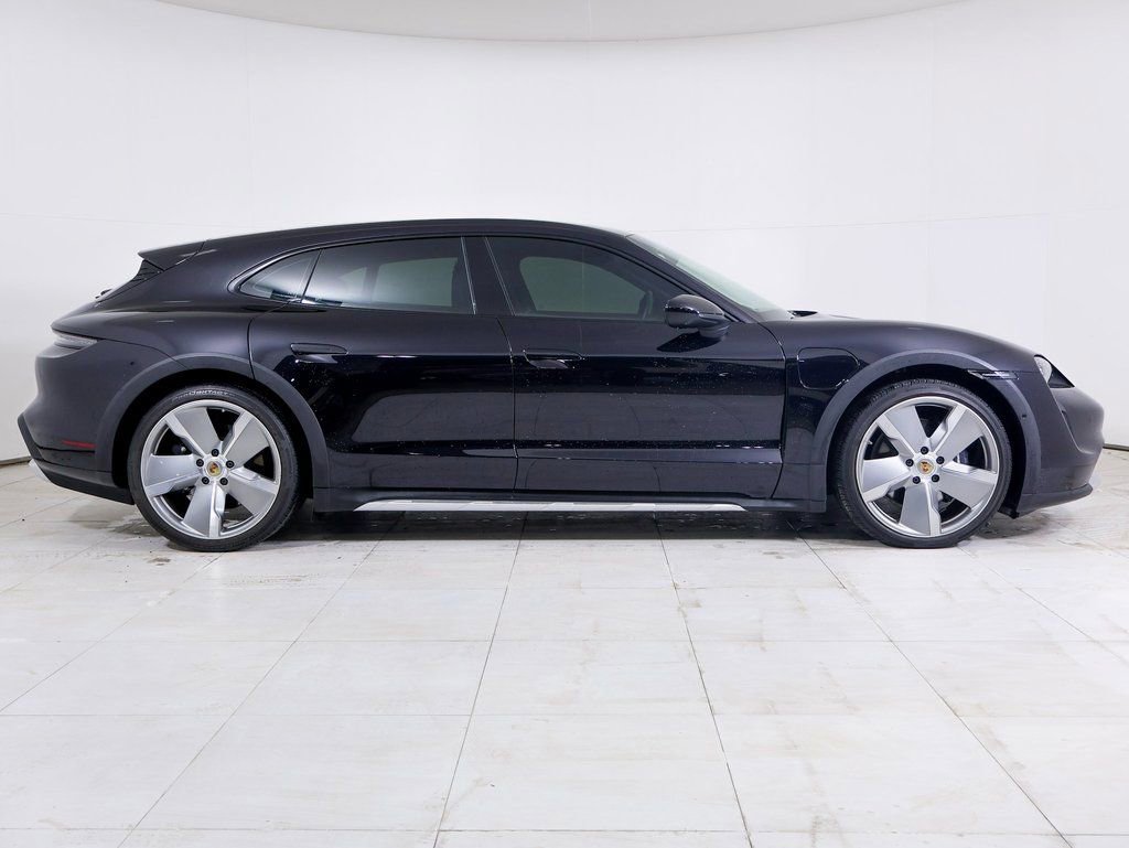 Certified 2024 Porsche Taycan 4 Cross Turismo w/ Premium Package image 28