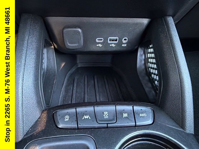 Used 2023 Chevrolet TrailBlazer LT w/ Convenience Package AWD/4WD image 42