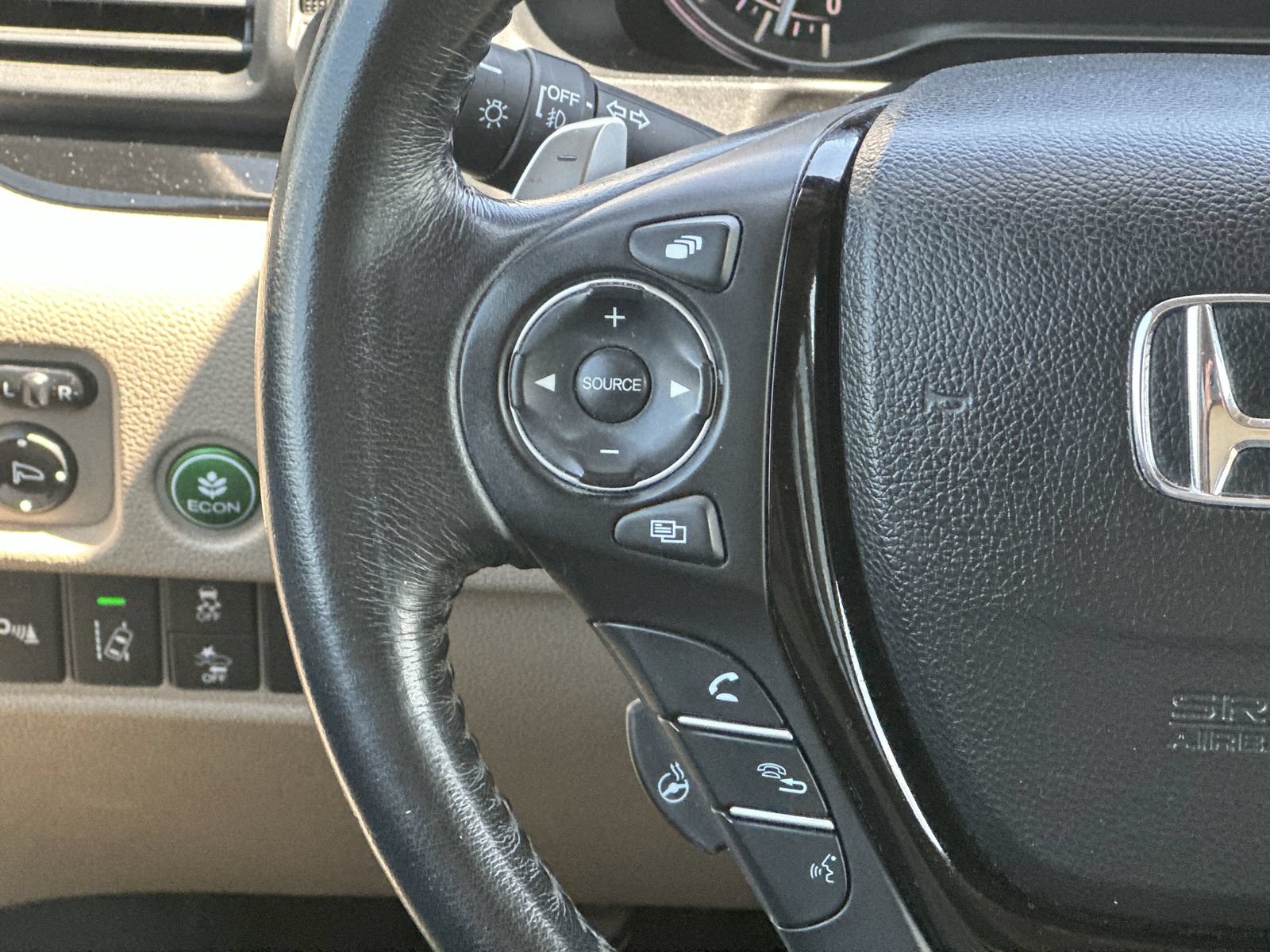 Used 2016 Honda Pilot Elite image 20