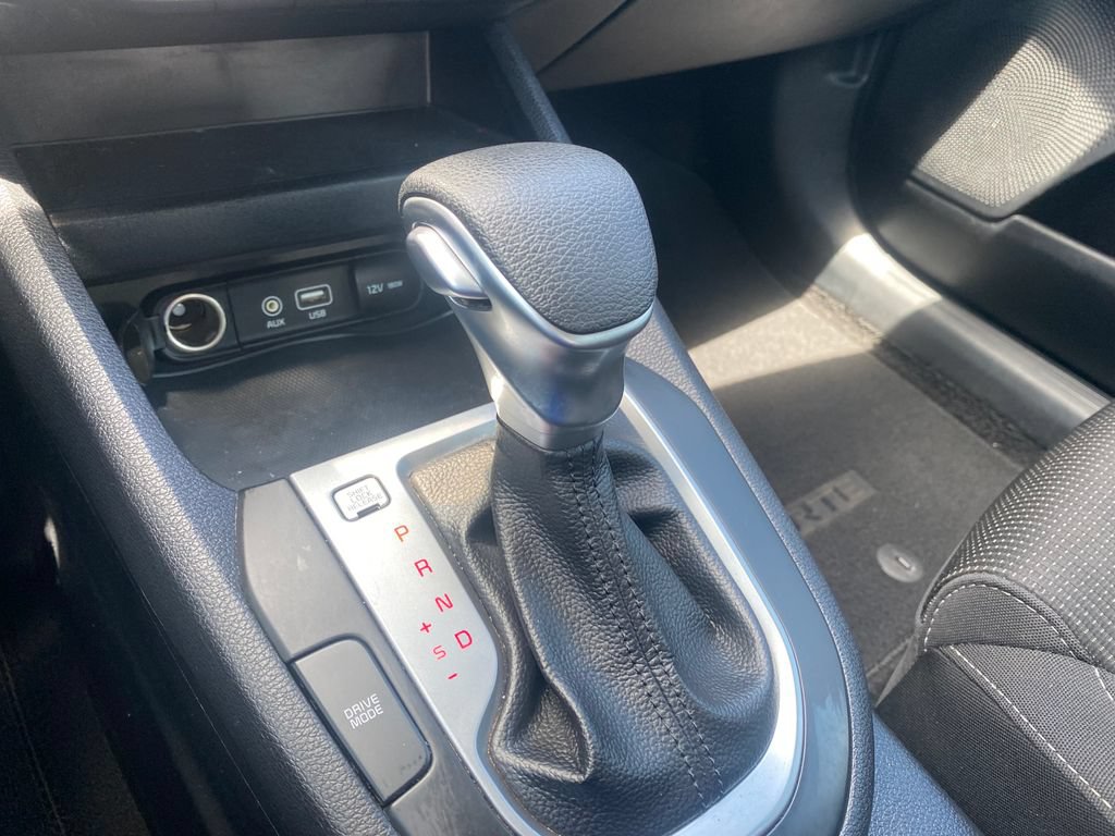 Used 2019 Kia Forte LXS FWD image 17