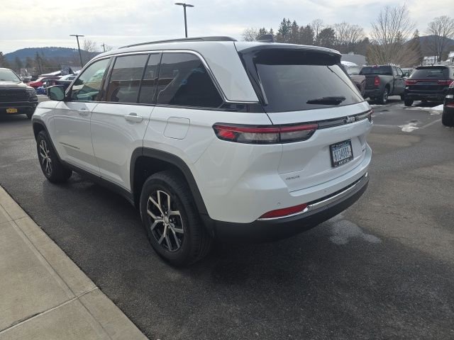 Certified 2025 Jeep Grand Cherokee Limited image 4