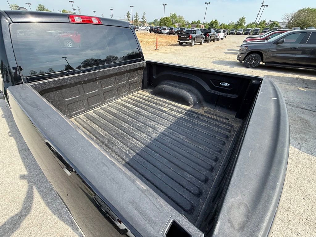 Used 2014 RAM 1500 Express w/ Black Ram 1500 Express Group AWD/4WD image 9