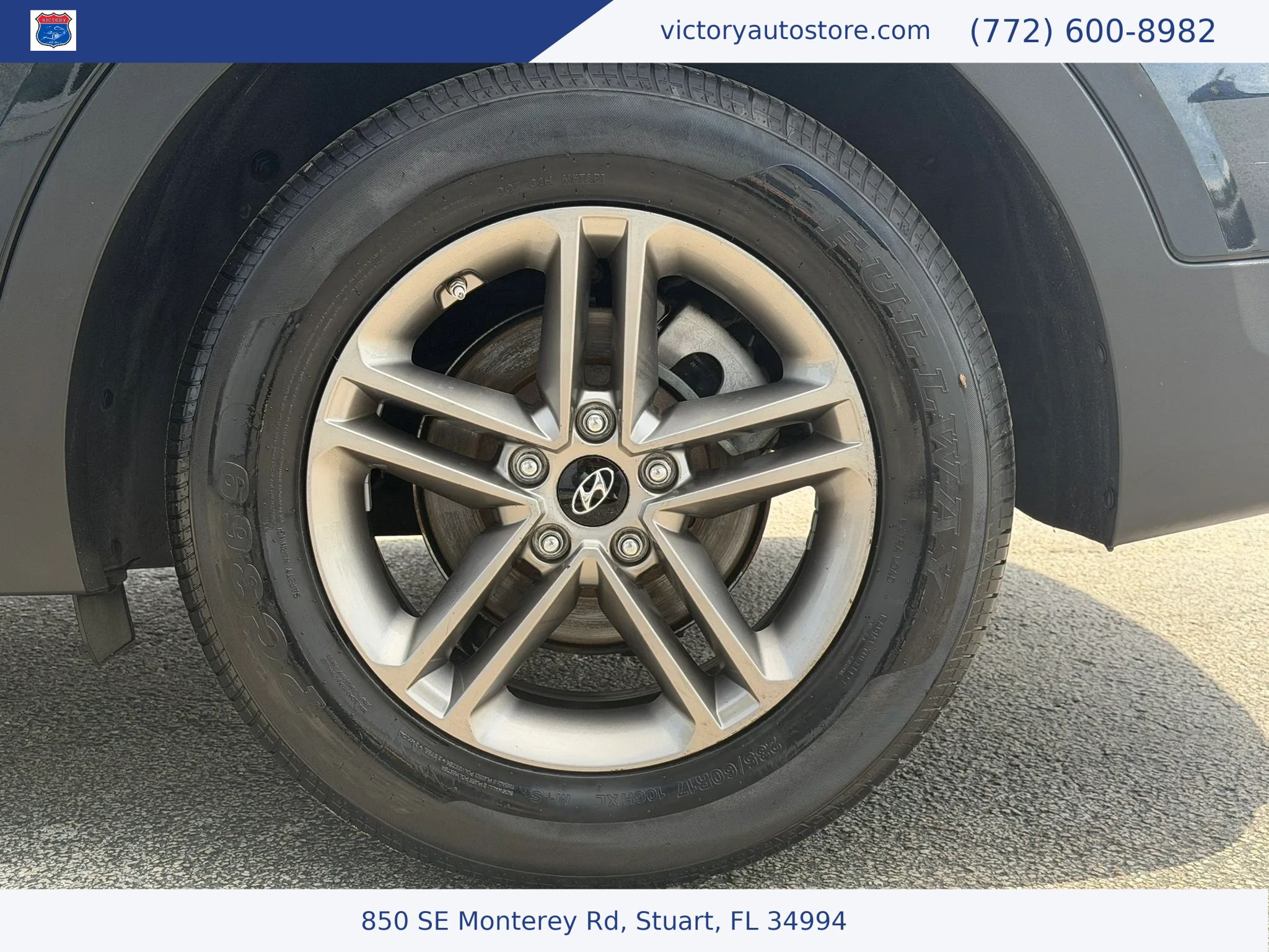 Used 2018 Hyundai Santa Fe Sport w/ 2.4L Value Package 02 FWD image 32