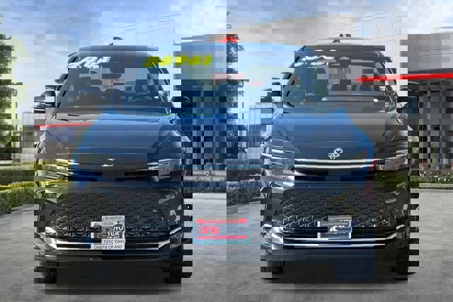 Used 2024 Toyota Crown Limited image 11