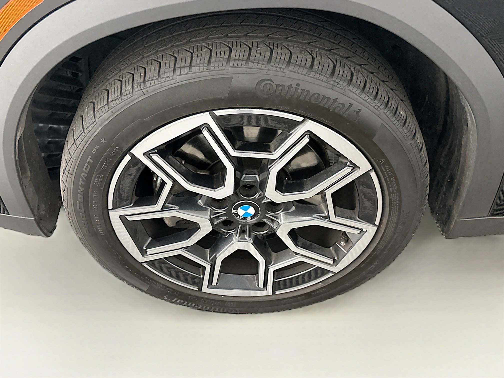 Used 2025 BMW X2 xDrive28i image 11