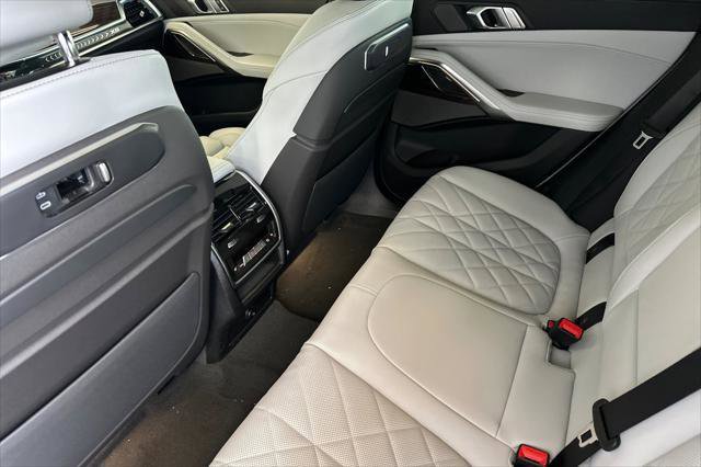 New 2026 BMW X6 xDrive40i w/ Executive Package AWD/4WD image 11