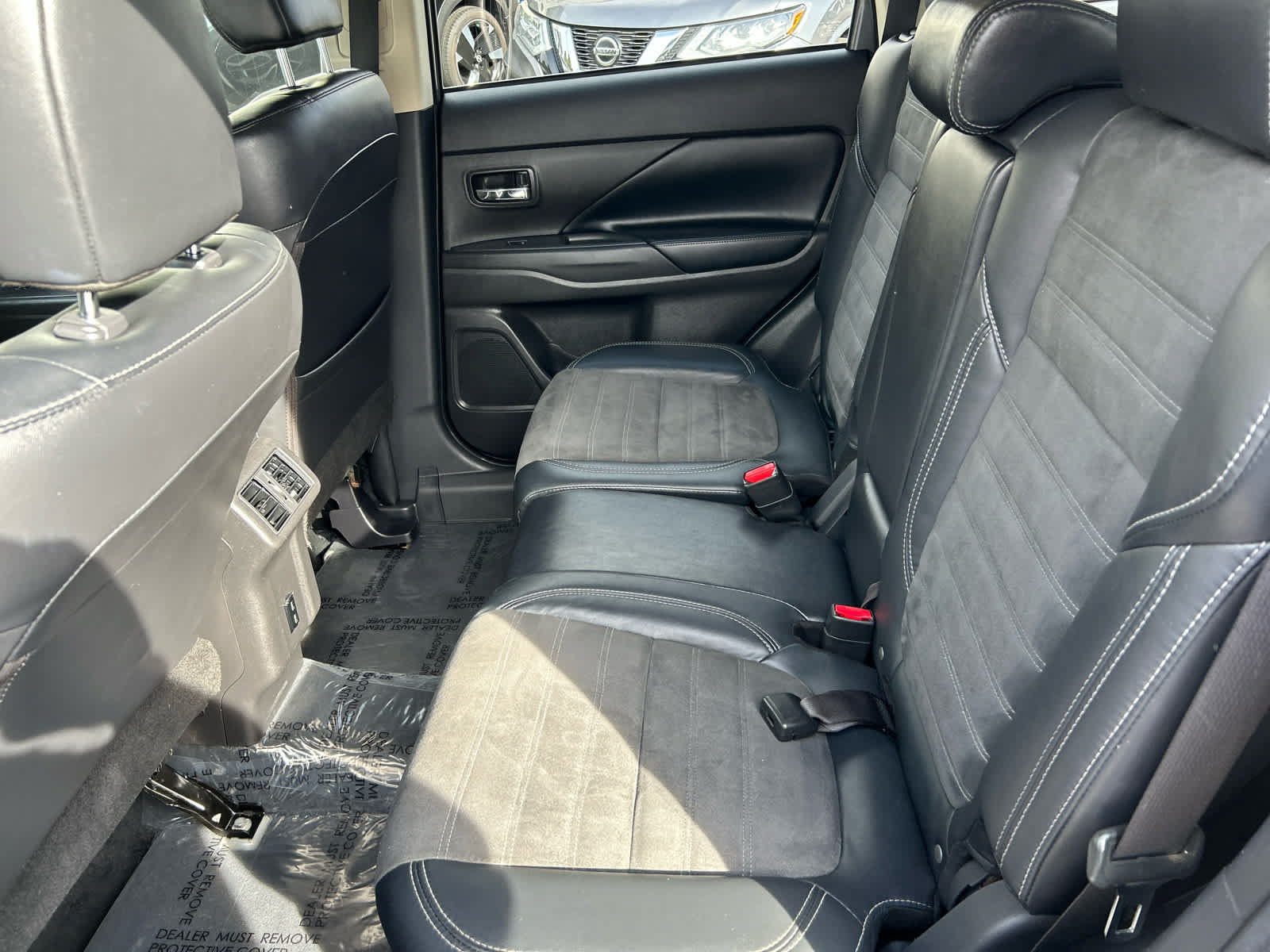 Used 2020 Mitsubishi Outlander SE FWD image 22