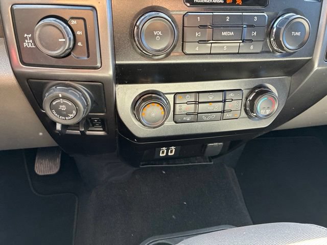 Used 2019 Ford F150 XLT w/ Equipment Group 302A Luxury AWD/4WD image 27