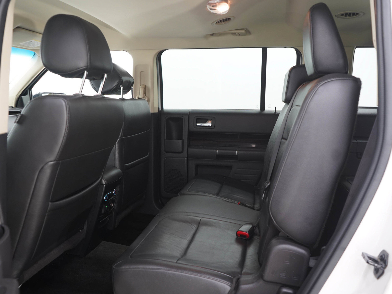Used 2016 Ford Flex SEL w/ Equipment Group 202A AWD/4WD image 16