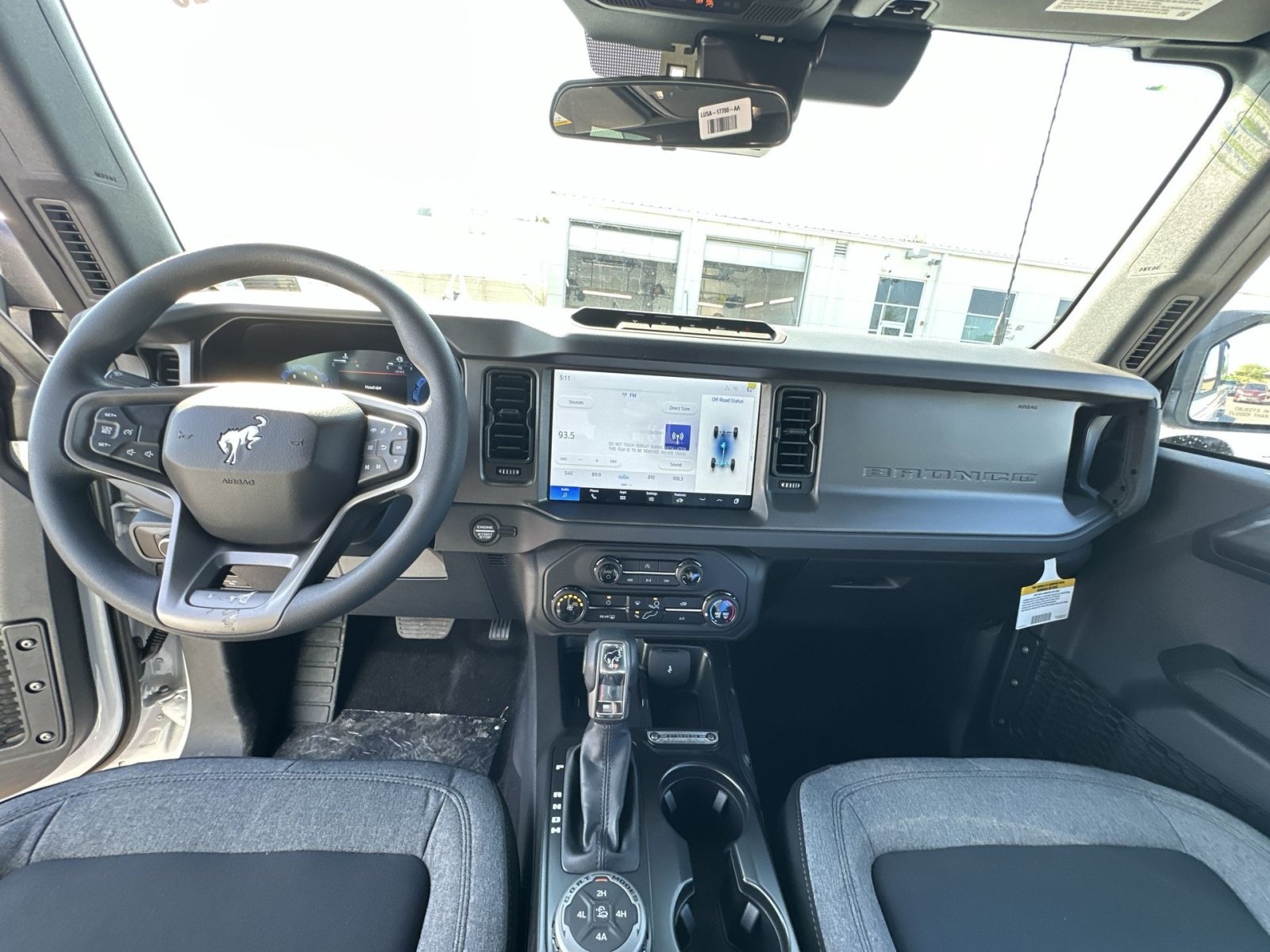 New 2025 Ford Bronco 4-Door w/ Sasquatch Package AWD/4WD image 30