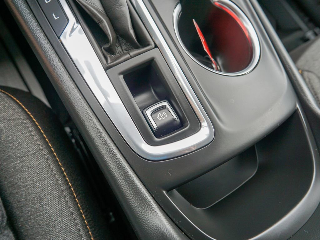 Used 2024 Chevrolet Equinox LT image 28