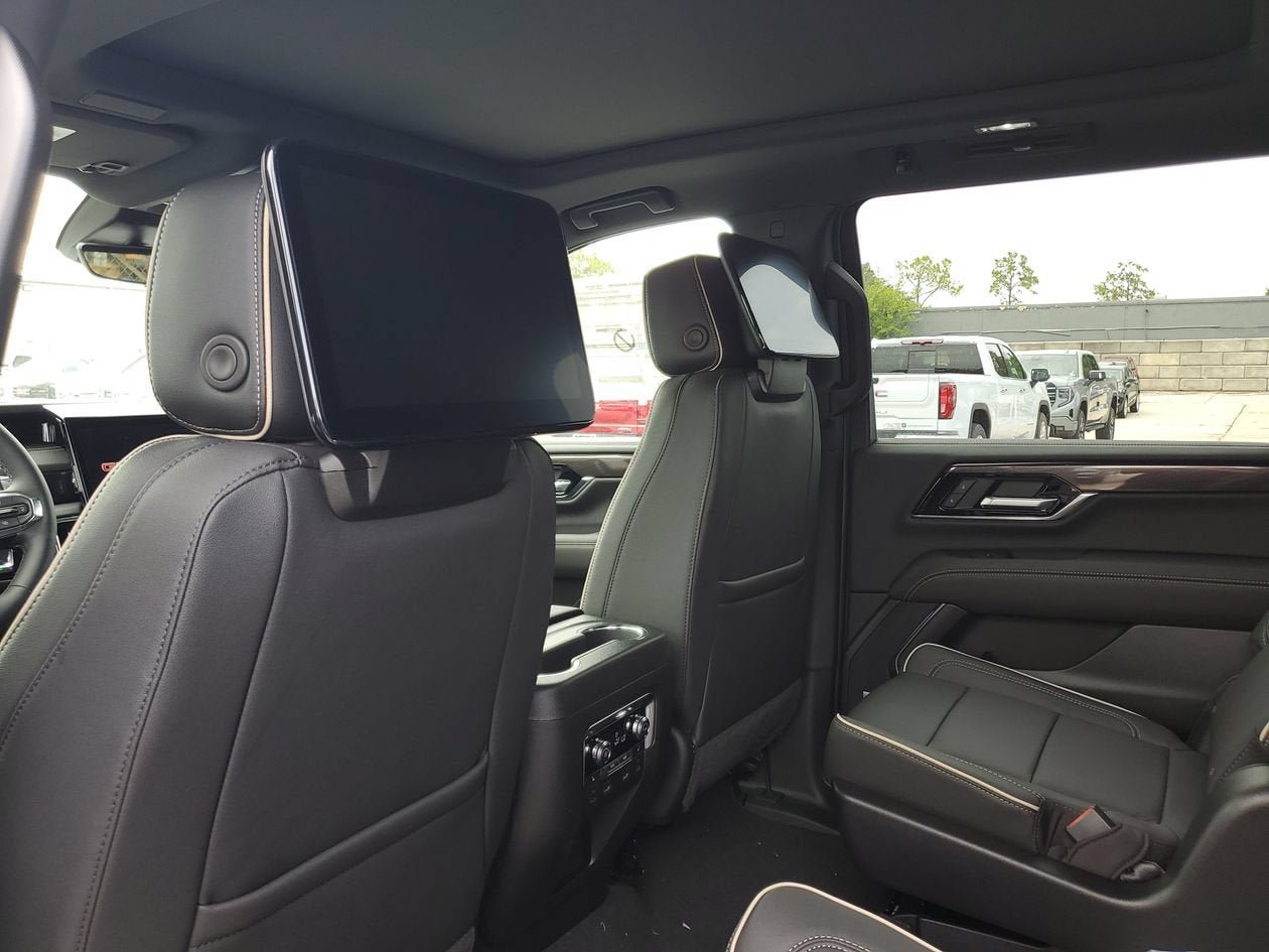 New 2026 GMC Yukon XL Elevation w/ Elevation Premium Package AWD/4WD image 10