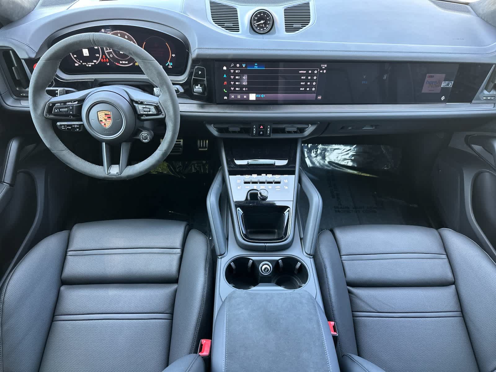 New 2026 Porsche Cayenne GTS AWD/4WD image 6