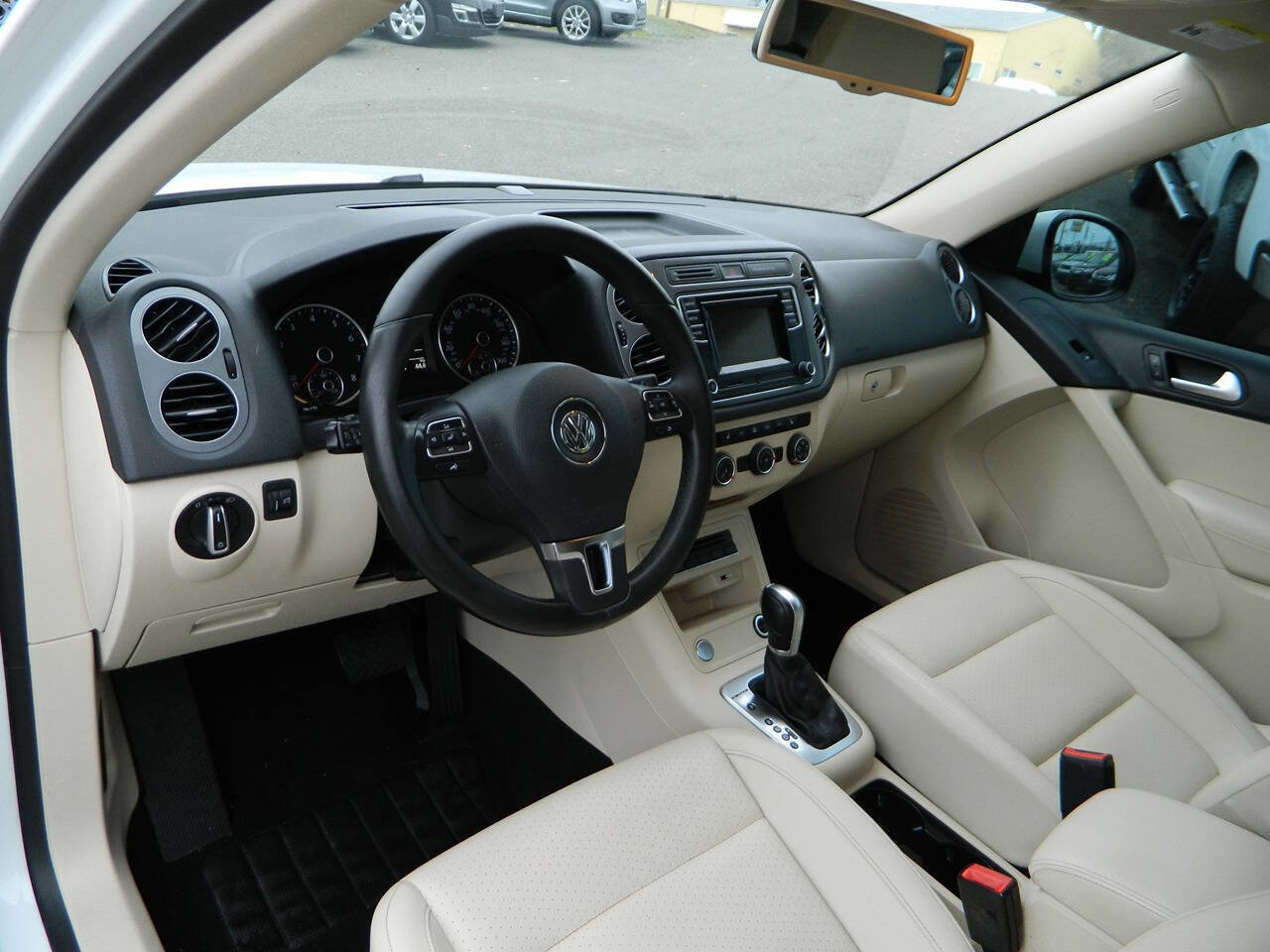 Used 2016 Volkswagen Tiguan S AWD/4WD image 11