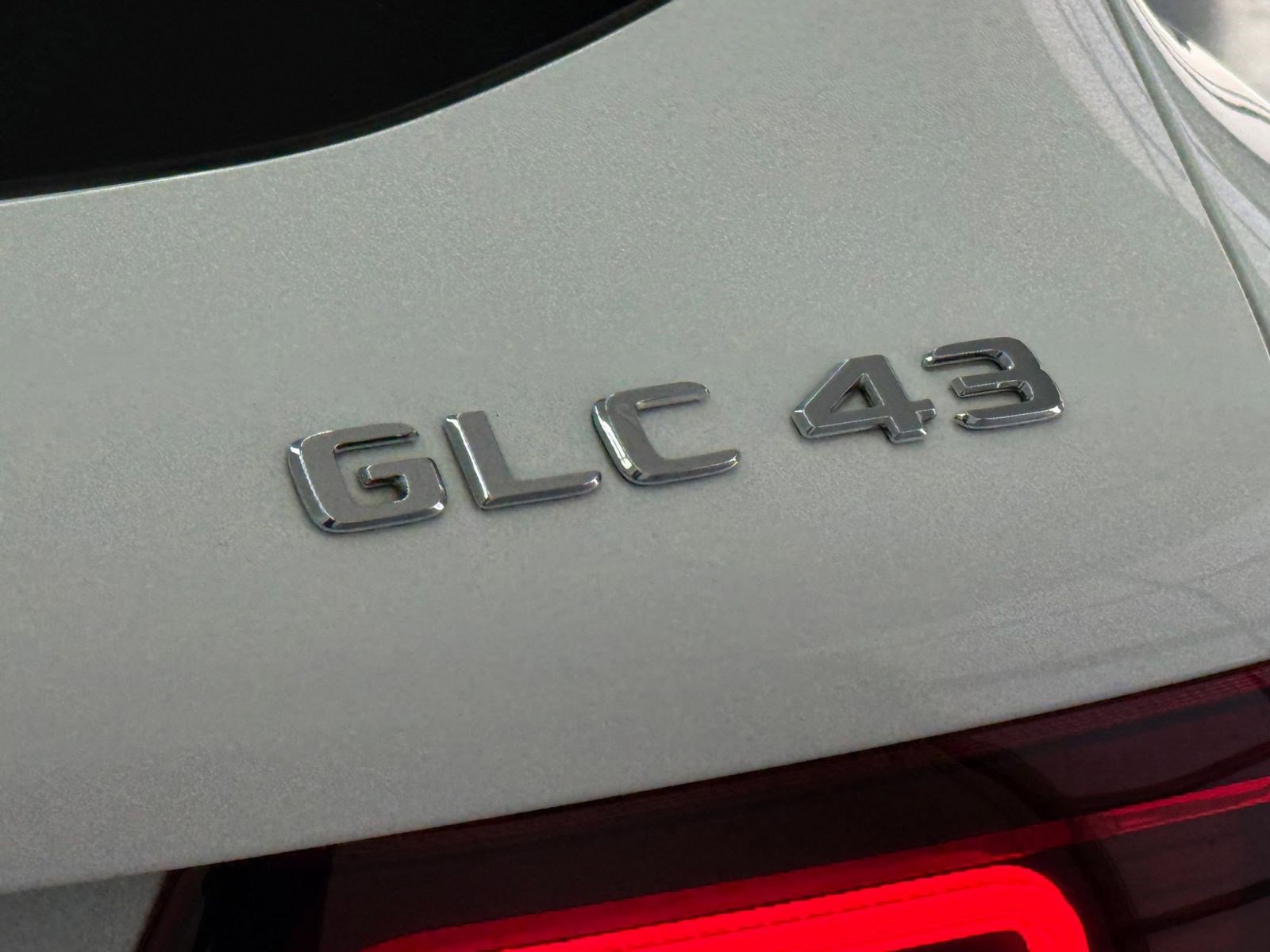 Used 2022 Mercedes-Benz GLC 43 AMG 4MATIC image 21