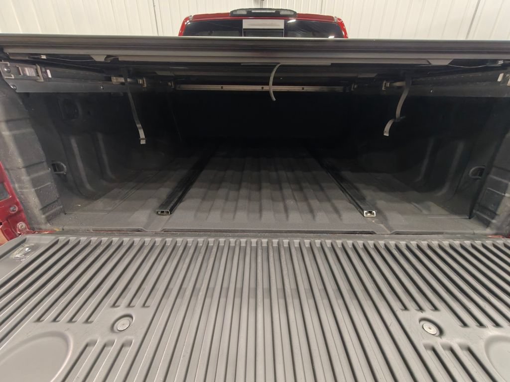 Used 2018 Nissan Titan PRO-4X w/ Pro-4x Convenience Package AWD/4WD image 24