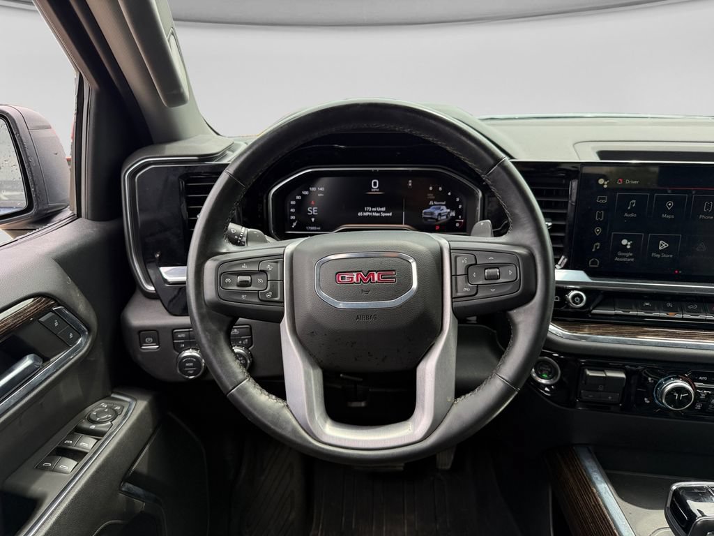 Used 2024 GMC Sierra 1500 Elevation w/ LPO, Elevation Black Package AWD/4WD image 14