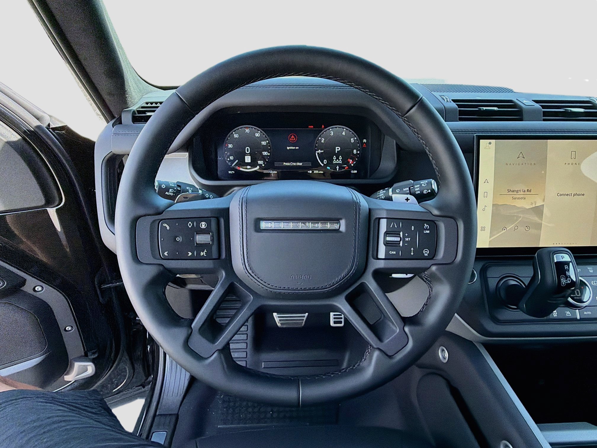 New 2026 Land Rover Defender 130 V8 AWD/4WD image 40