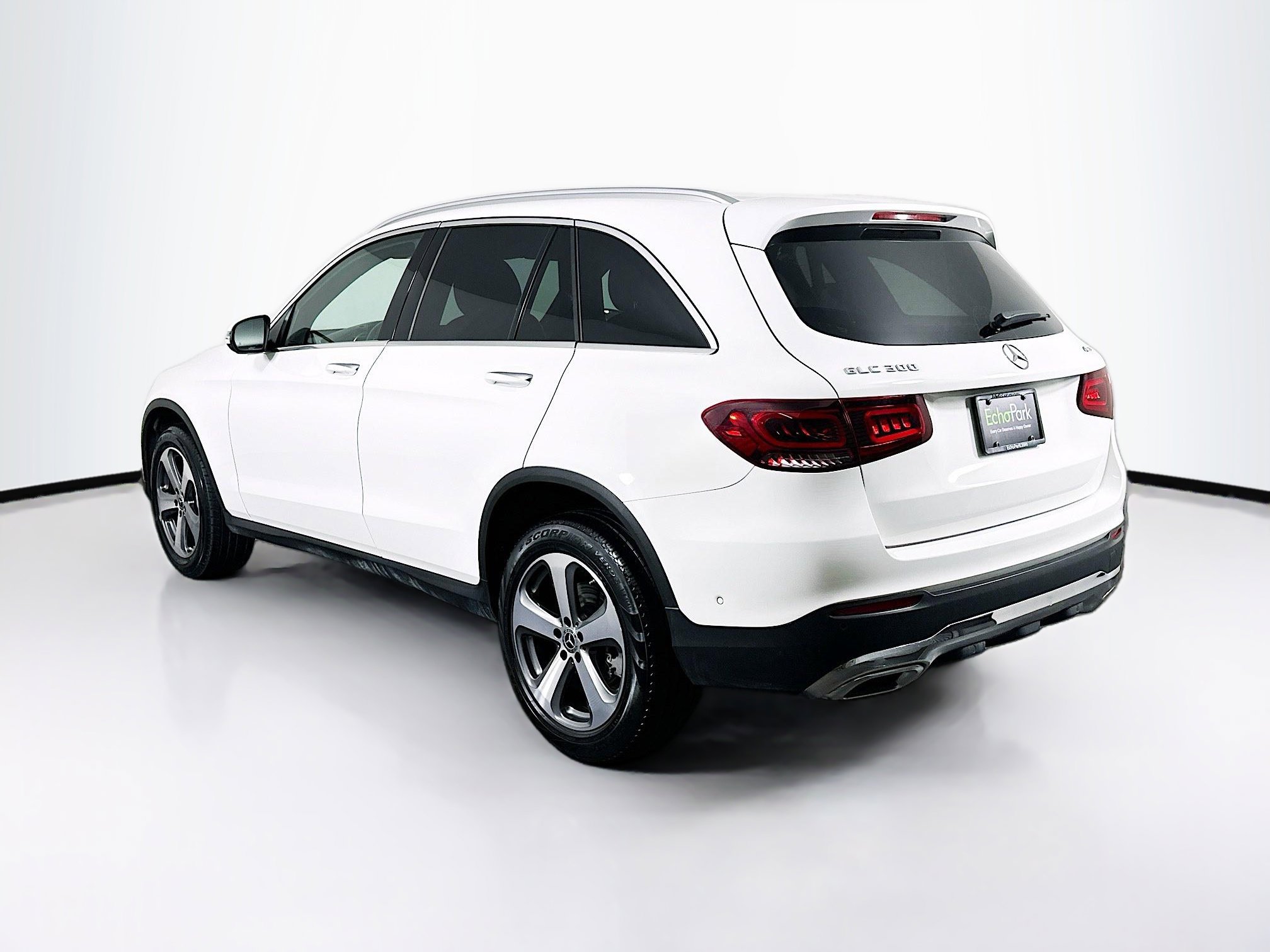 Used 2022 Mercedes-Benz GLC 300 4MATIC w/ Premium Package Lite image 5