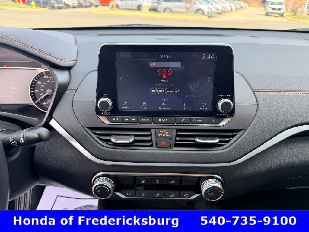 Used 2022 Nissan Altima 2.5 SR image 29